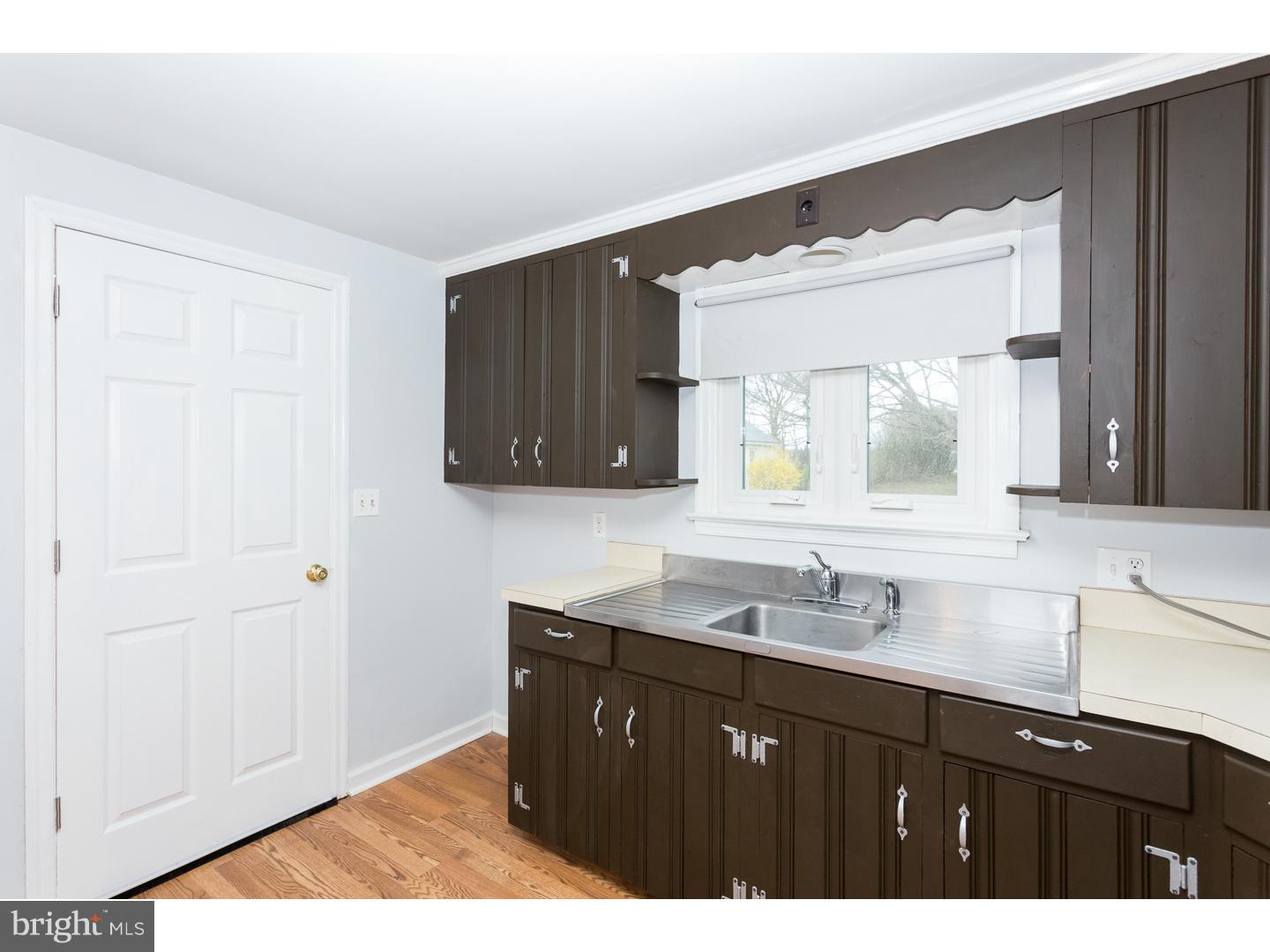 3162 South Manor Road Coatesville, PA 19320 - Photo 5 of 21 Gallery Image 5