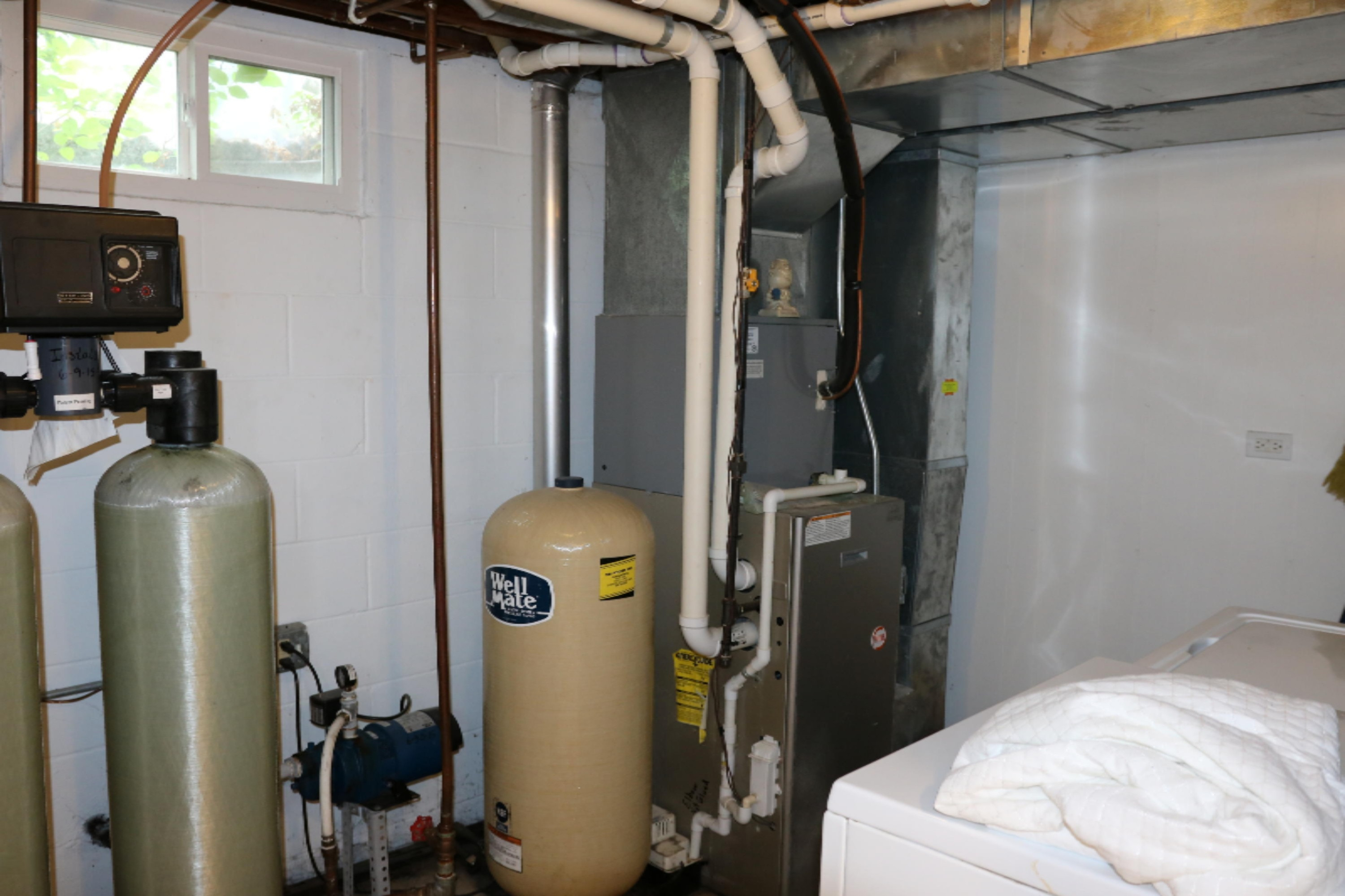 32938 Haley Road Dowagiac, MI 49047 - Photo 23 of 28 Laundry with mechanicals