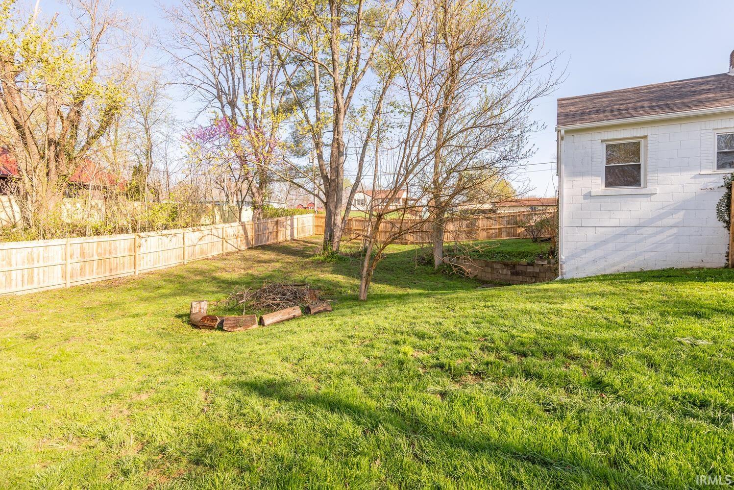 425 West Cedar Bluff Road Bloomington, IN 47403 - Photo 21 of 29