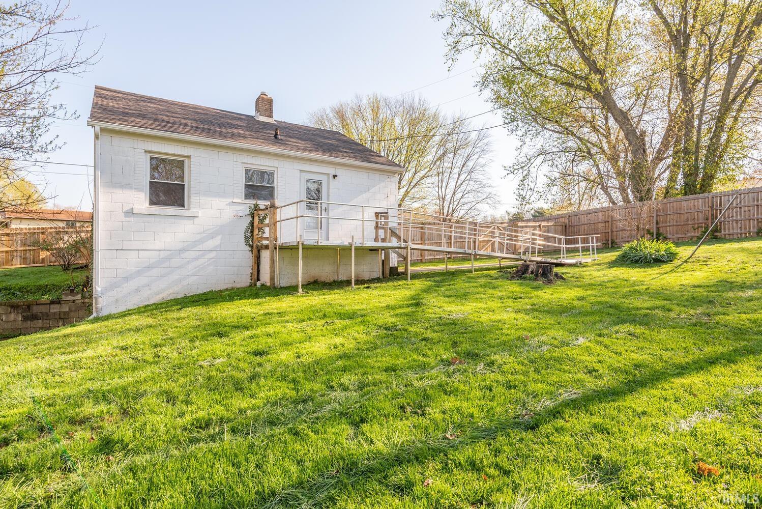 425 West Cedar Bluff Road Bloomington, IN 47403 - Photo 27 of 29