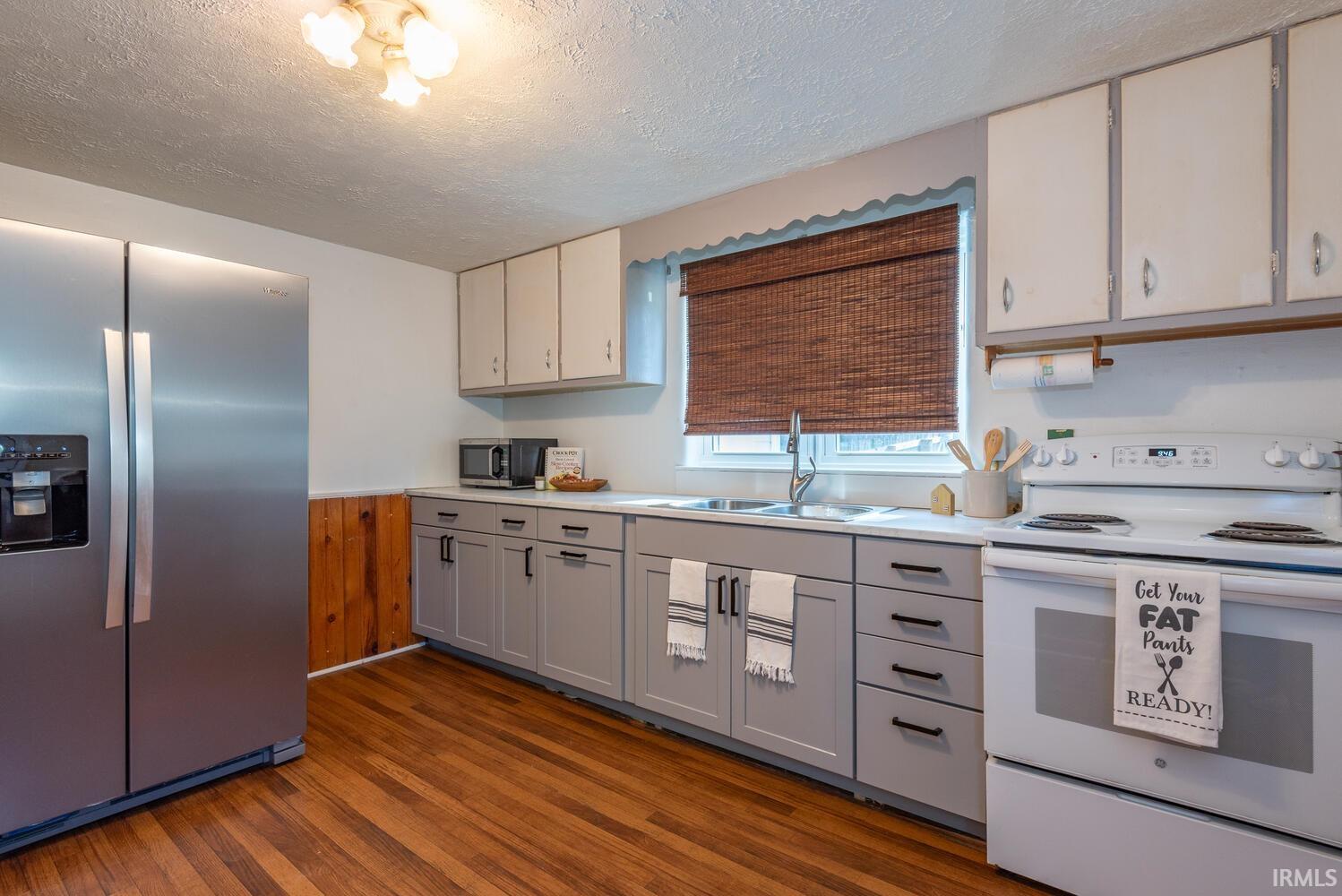 425 West Cedar Bluff Road Bloomington, IN 47403 - Photo 5 of 29