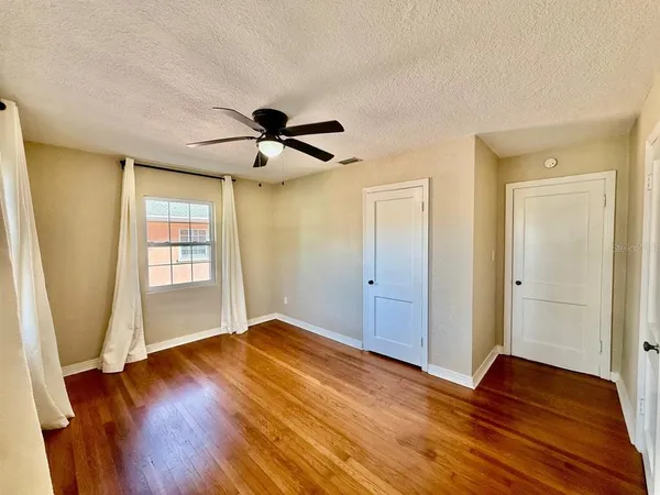 $2,400 | 301 North Washington Avenue, Clearwater, FL 33755