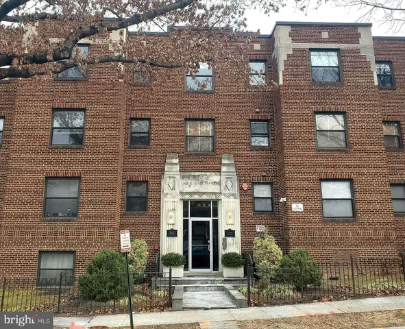 $1,757 | 5611 5th Street Northwest, Unit 21, Washington, DC 20011