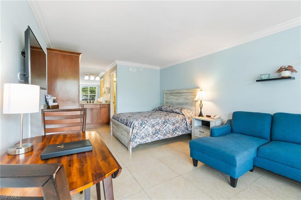 2555 Tamiami Trail North, Unit 204 Naples, FL 34103 - Photo 13 of 27