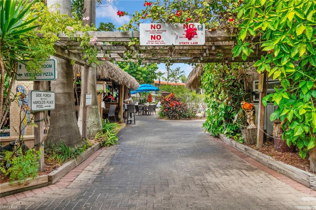 2555 Tamiami Trail North, Unit 204 Naples, FL 34103 - Photo 7 of 27