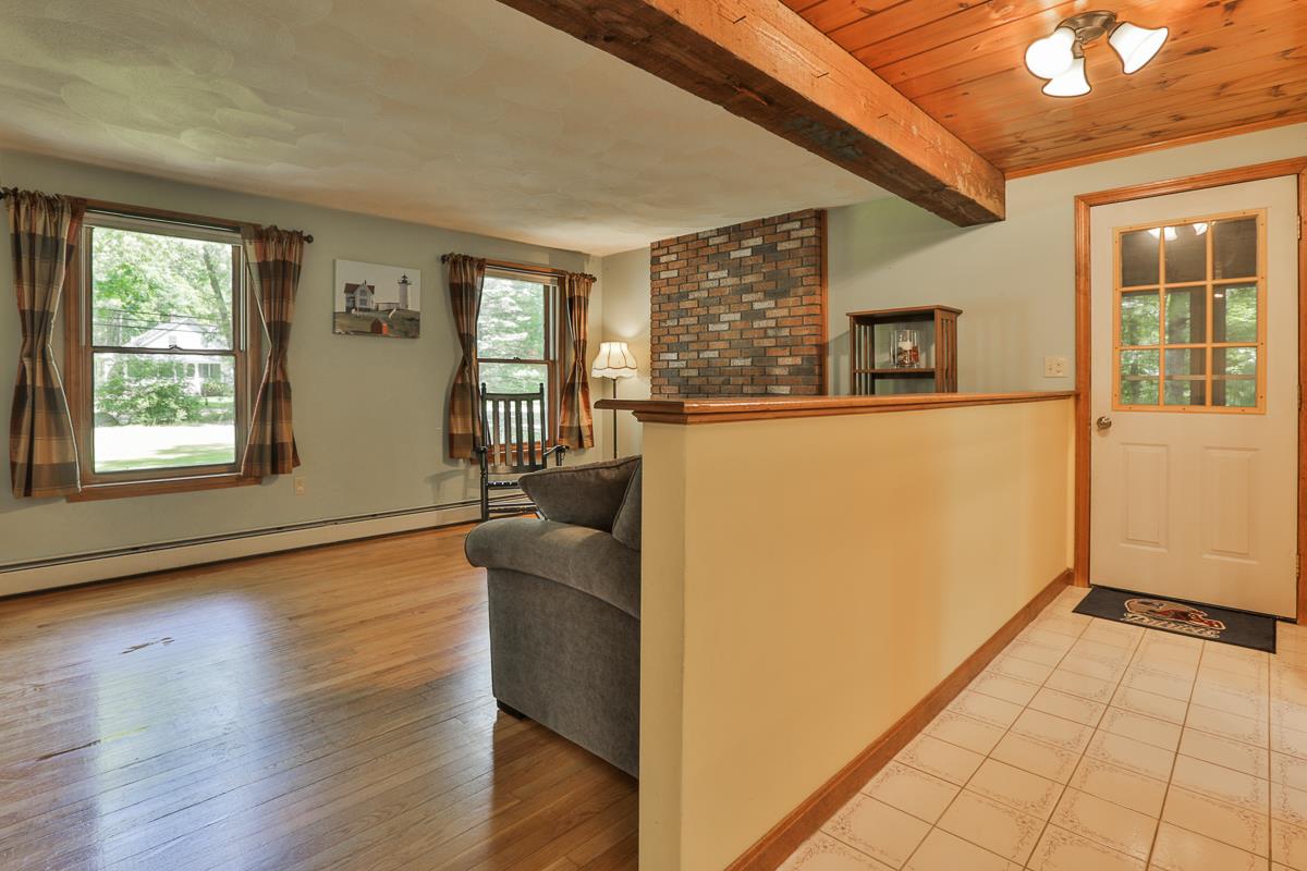 64 Smith Corner Road Newton, NH 03858 - Photo 5 of 31 Gallery Image 5