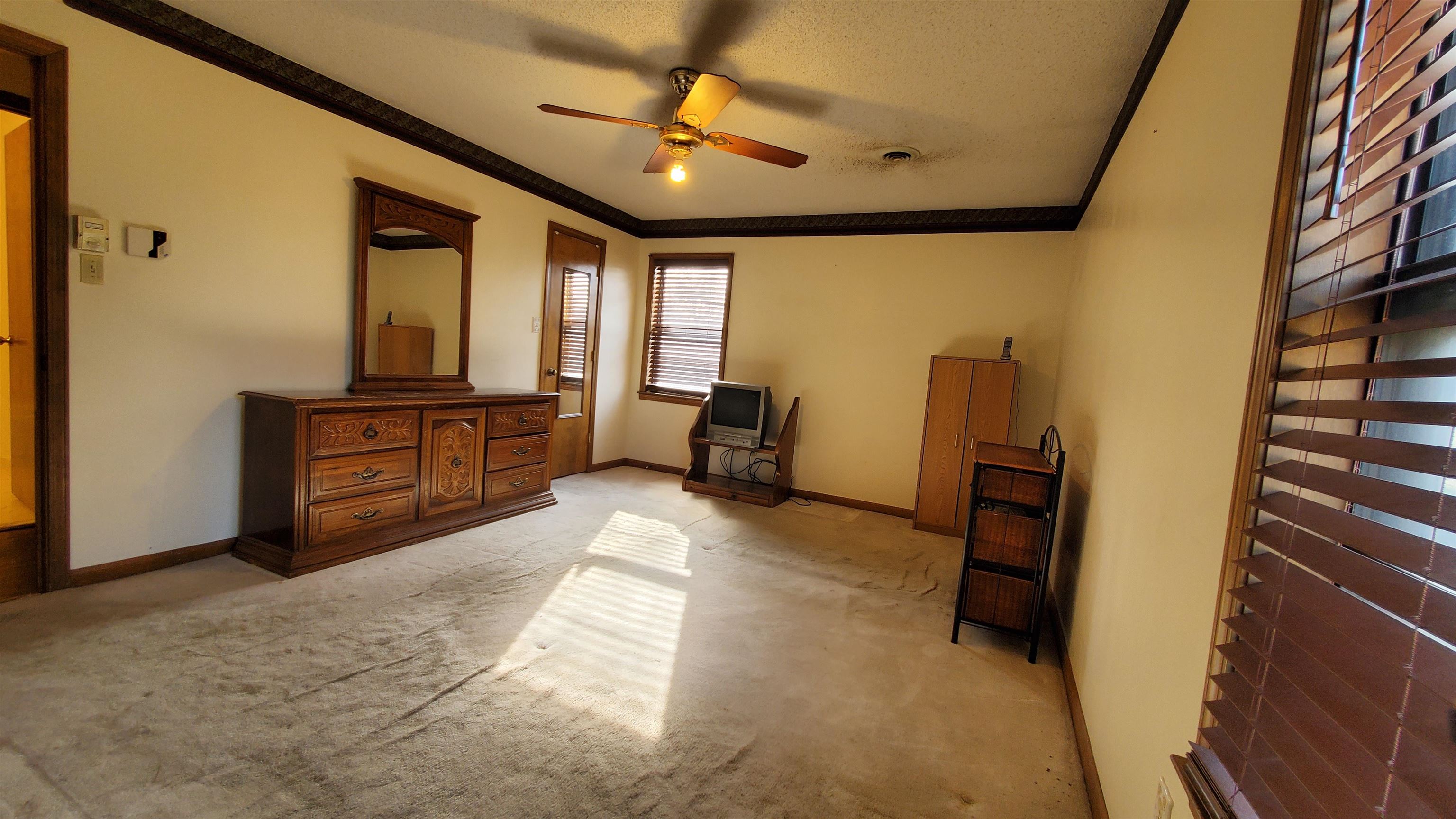 4192 Shadowfall Drive Memphis, TN 38141 - Photo 16 of 24 a view of a hallway with furniture and cabinet