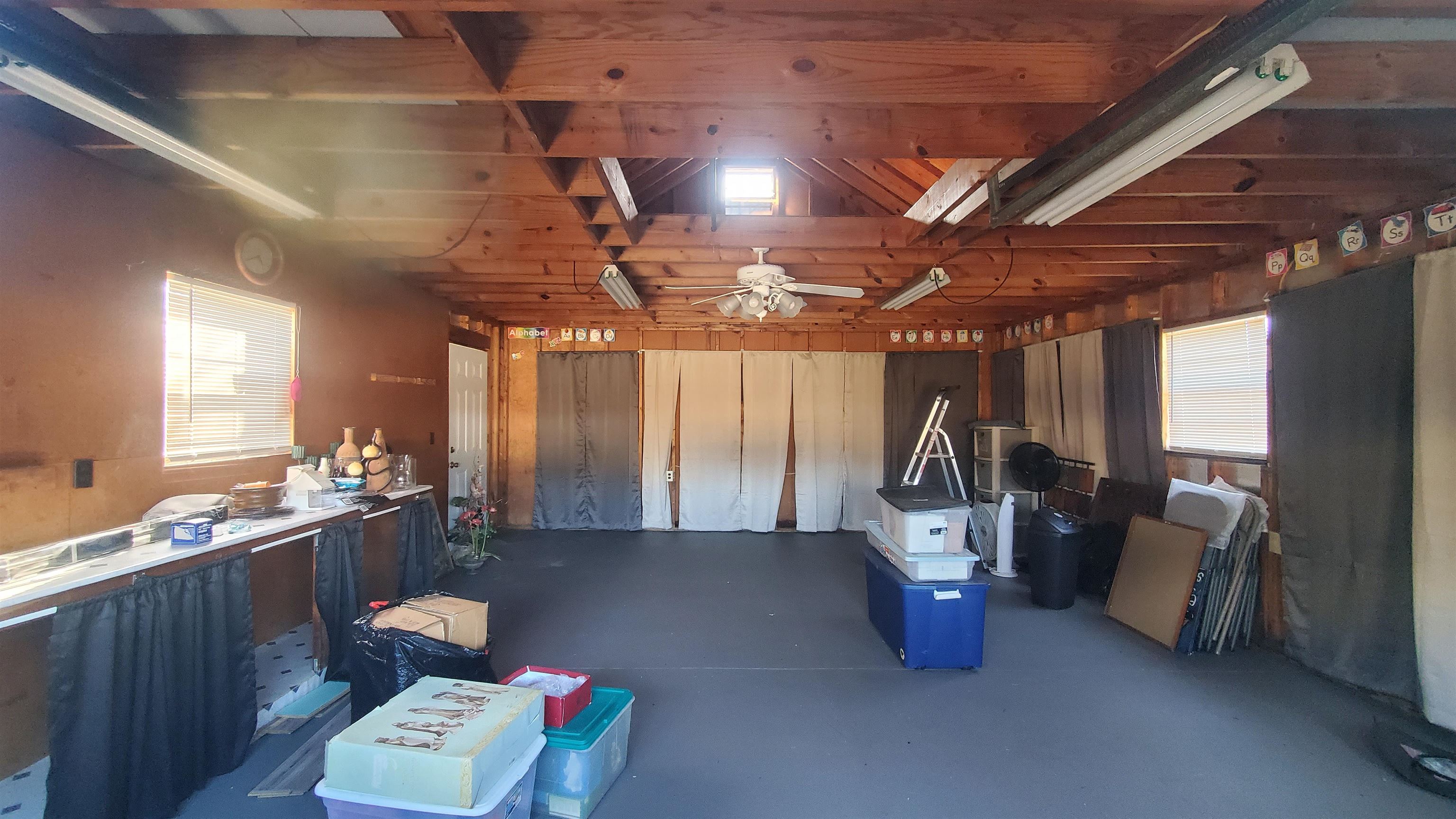 4192 Shadowfall Drive Memphis, TN 38141 - Photo 22 of 24 a very nice looking room with many windows