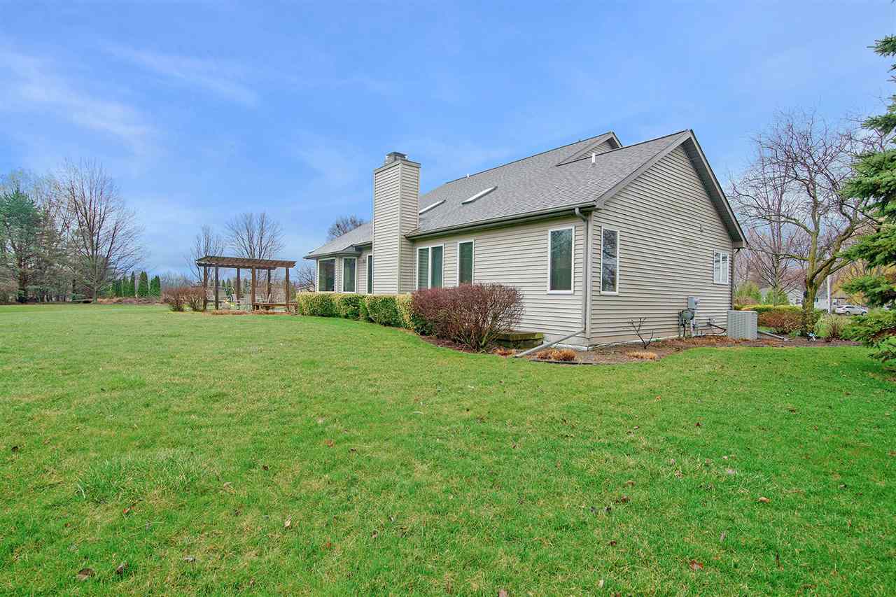 51 Tierney Road Bay City, MI 48708 - Photo 7 of 50