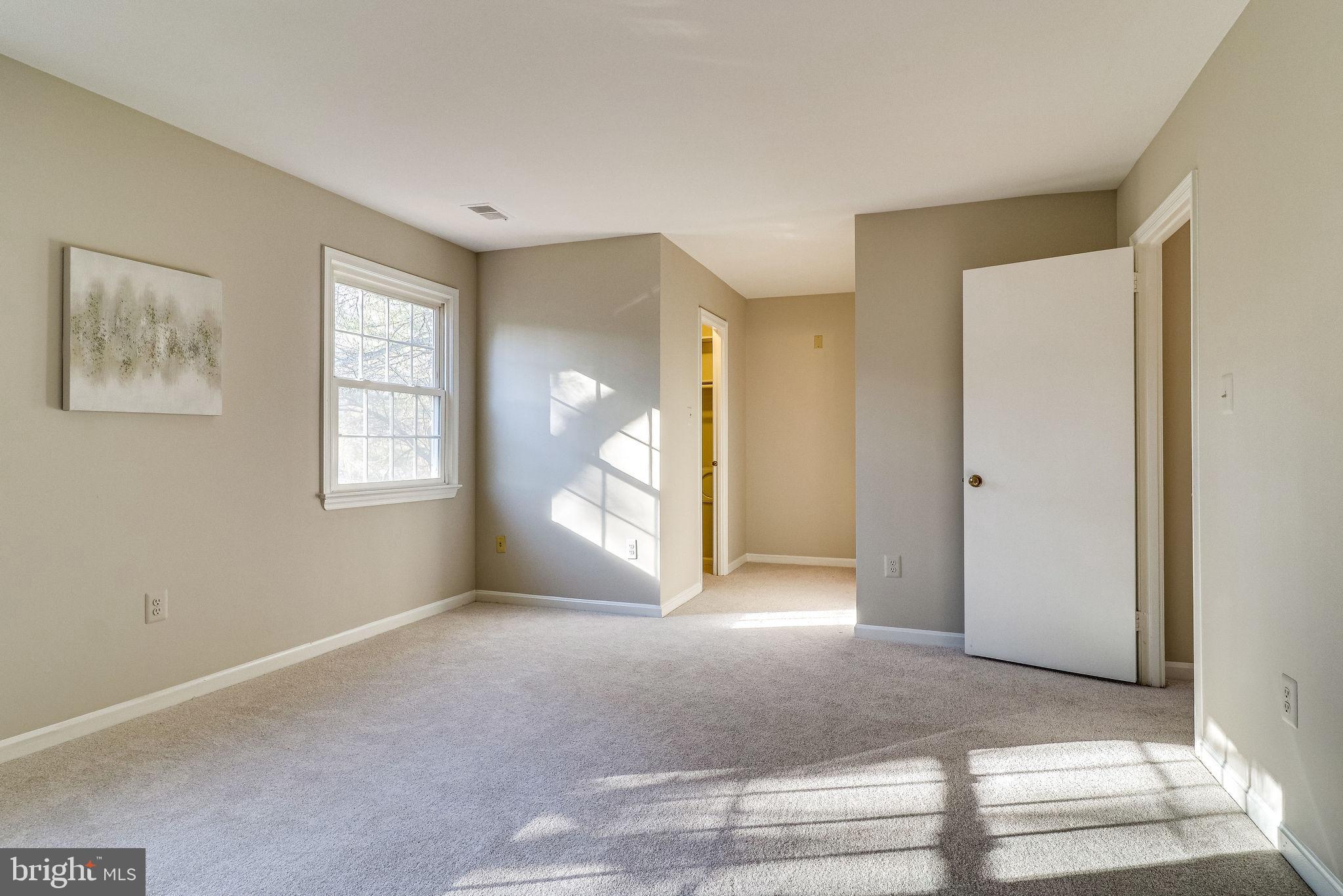 7818 Cliffside Court Springfield, VA 22153 - Photo 28 of 53 Master bedroom walk in closet