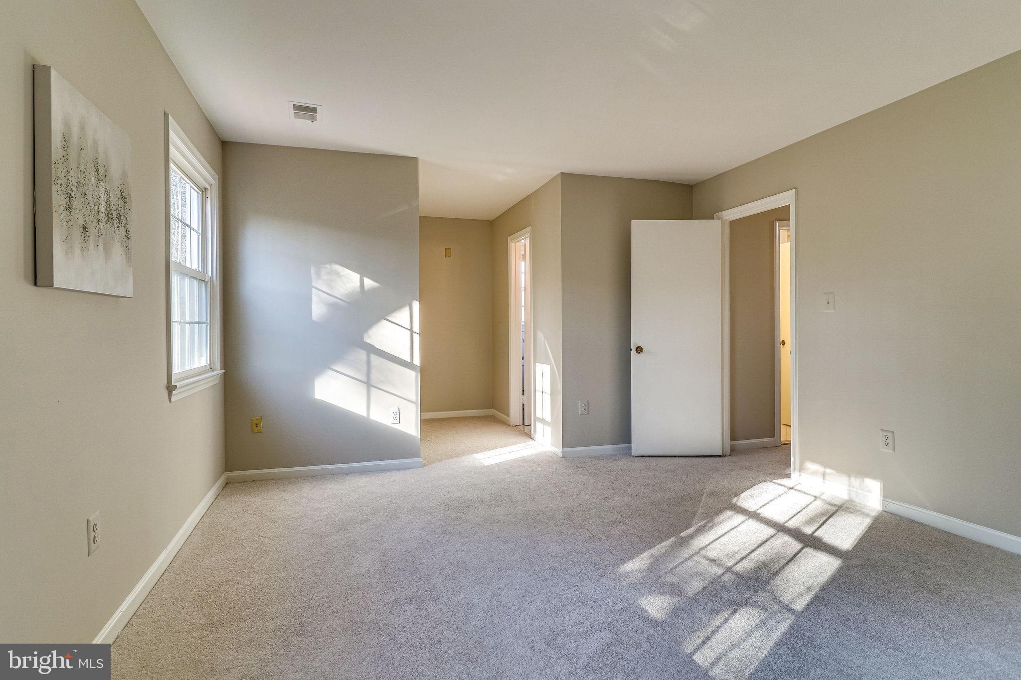 7818 Cliffside Court Springfield, VA 22153 - Photo 30 of 53 Master bedroom