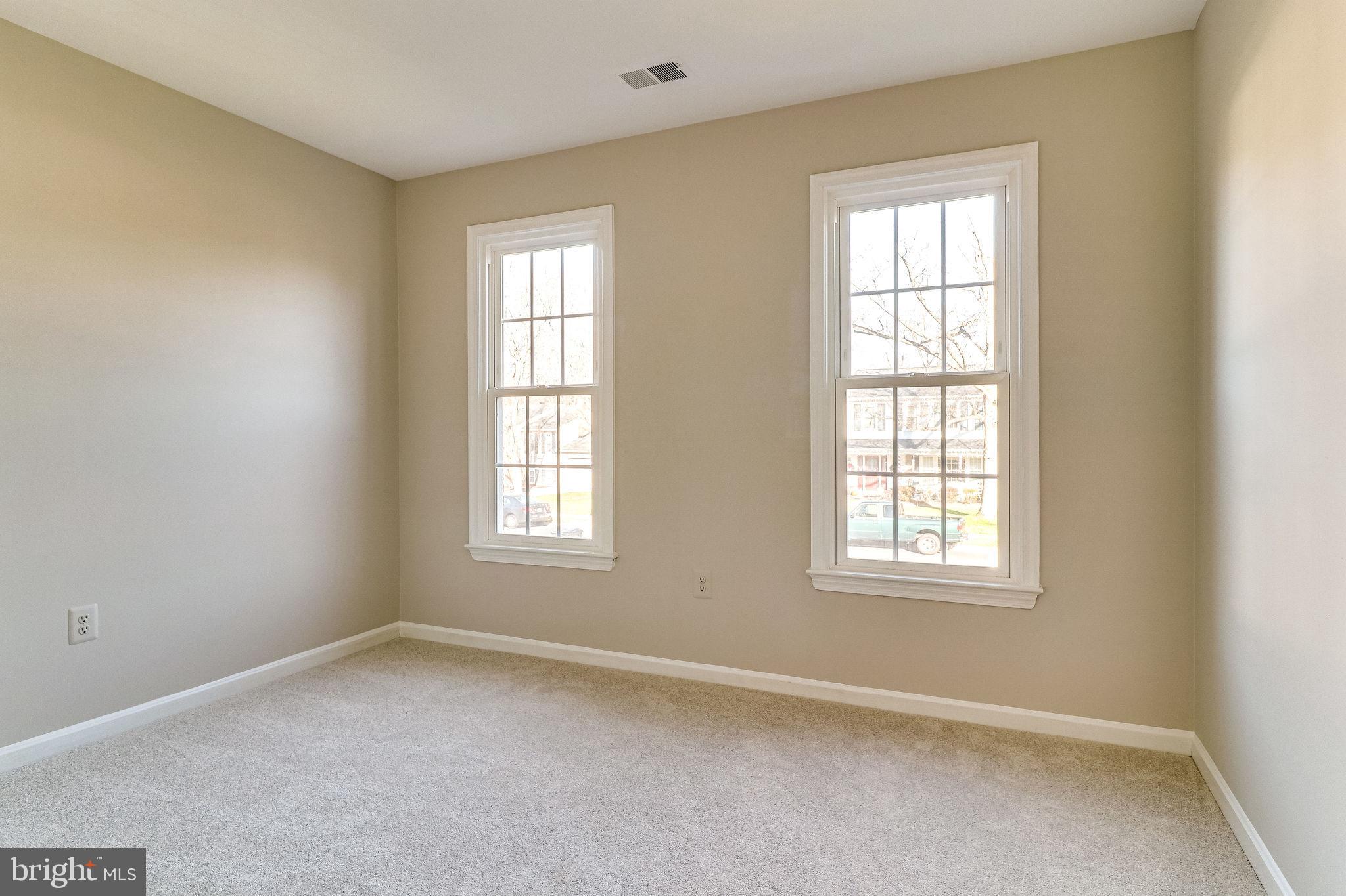 7818 Cliffside Court Springfield, VA 22153 - Photo 34 of 53 2nd bedroom with new carpeting