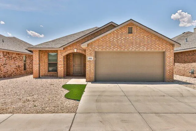 $1,550 | 1910 Kirksey Avenue, Lubbock, TX 79407