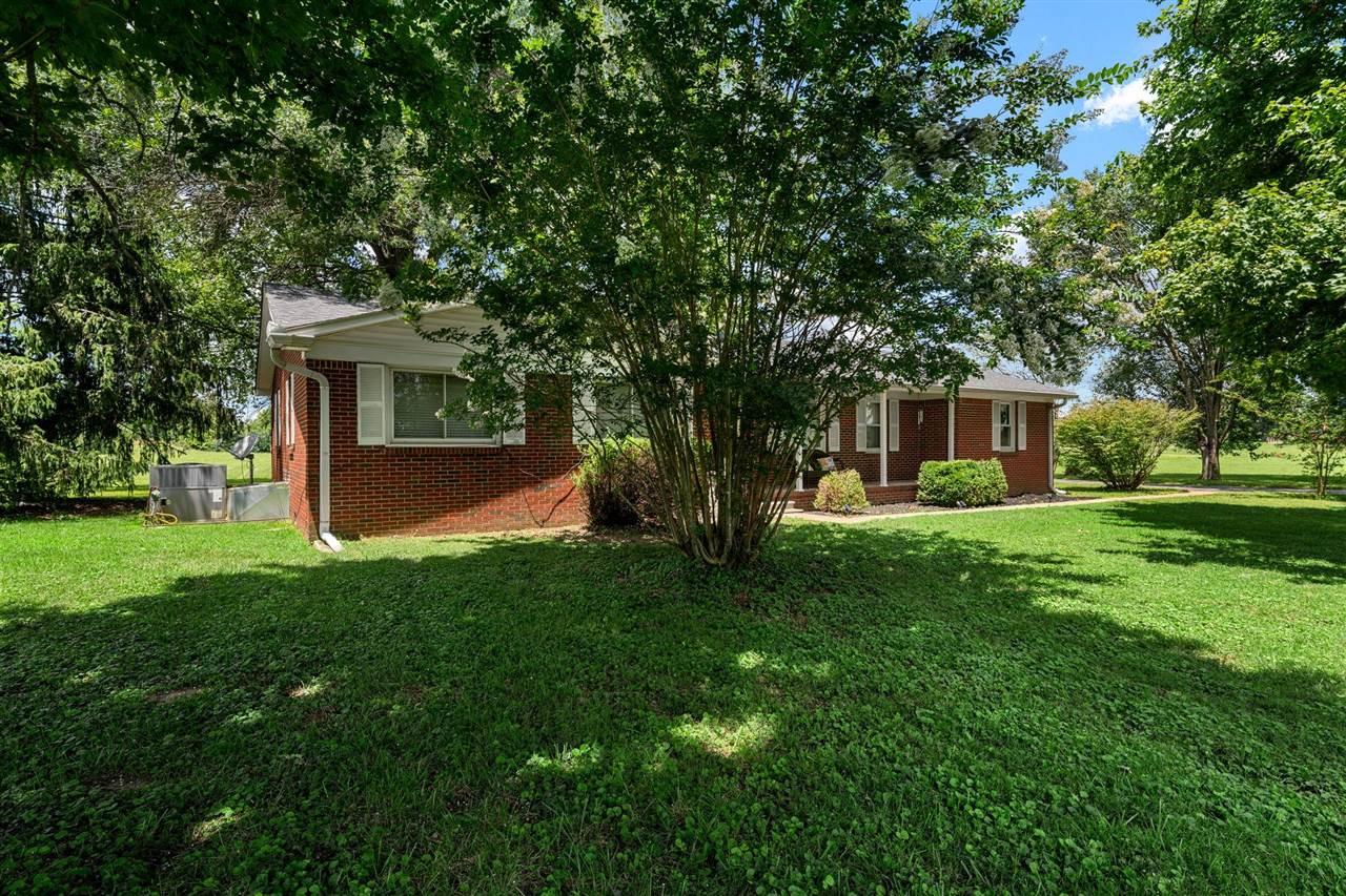 10436 Russellville Road Rockfield, KY 42274 - Photo 3 of 37 Gallery Image 3
