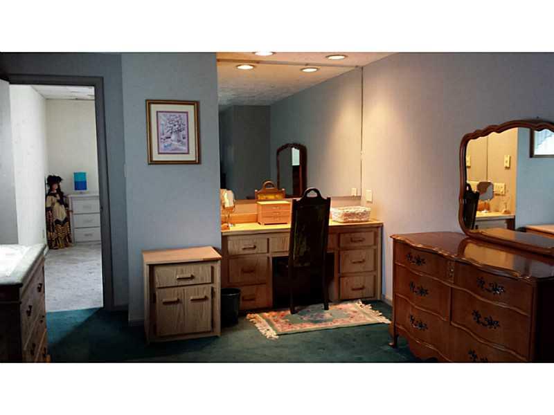 808 9th Street McKees Rocks, PA 15136 - Photo 15 of 23 Bedroom. 1 of 2 rooms, could be 2 bedrooms or large walk-in closet/dressing room