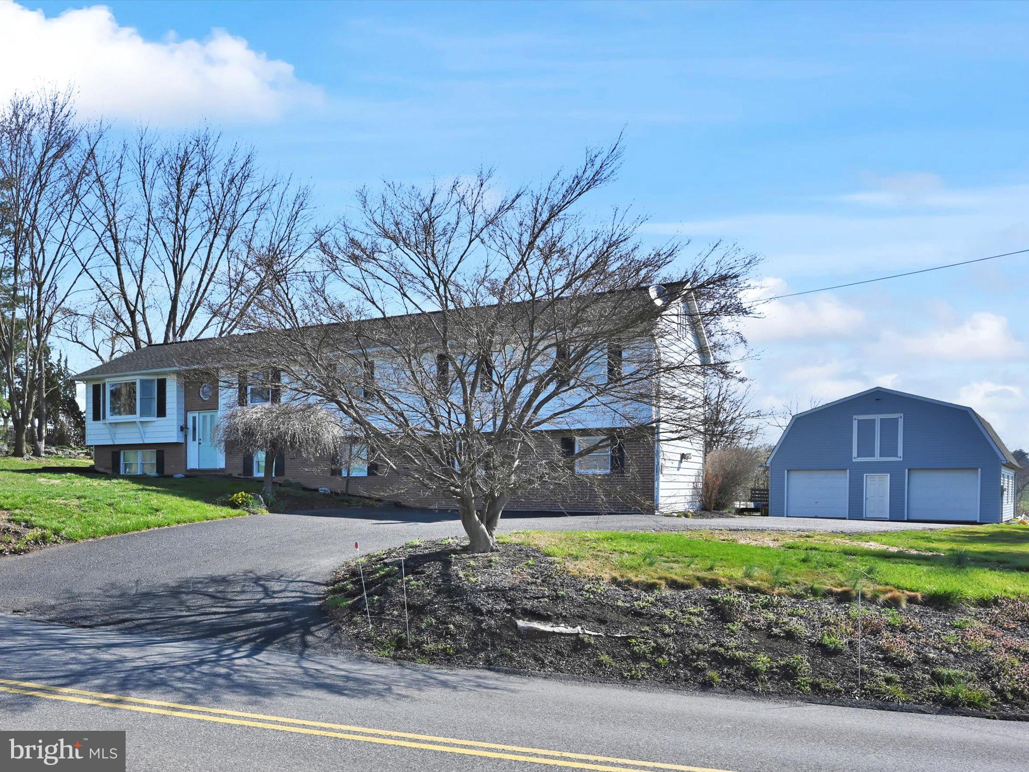 841 Erbs Quarry Road Lititz, PA 17543 - Photo 3 of 40