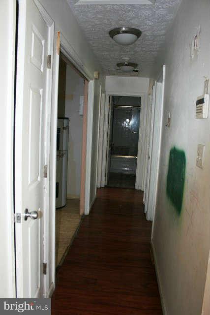306 Raven Road Stephens City, VA 22655 - Photo 9 of 14 Hallway to bedrooms