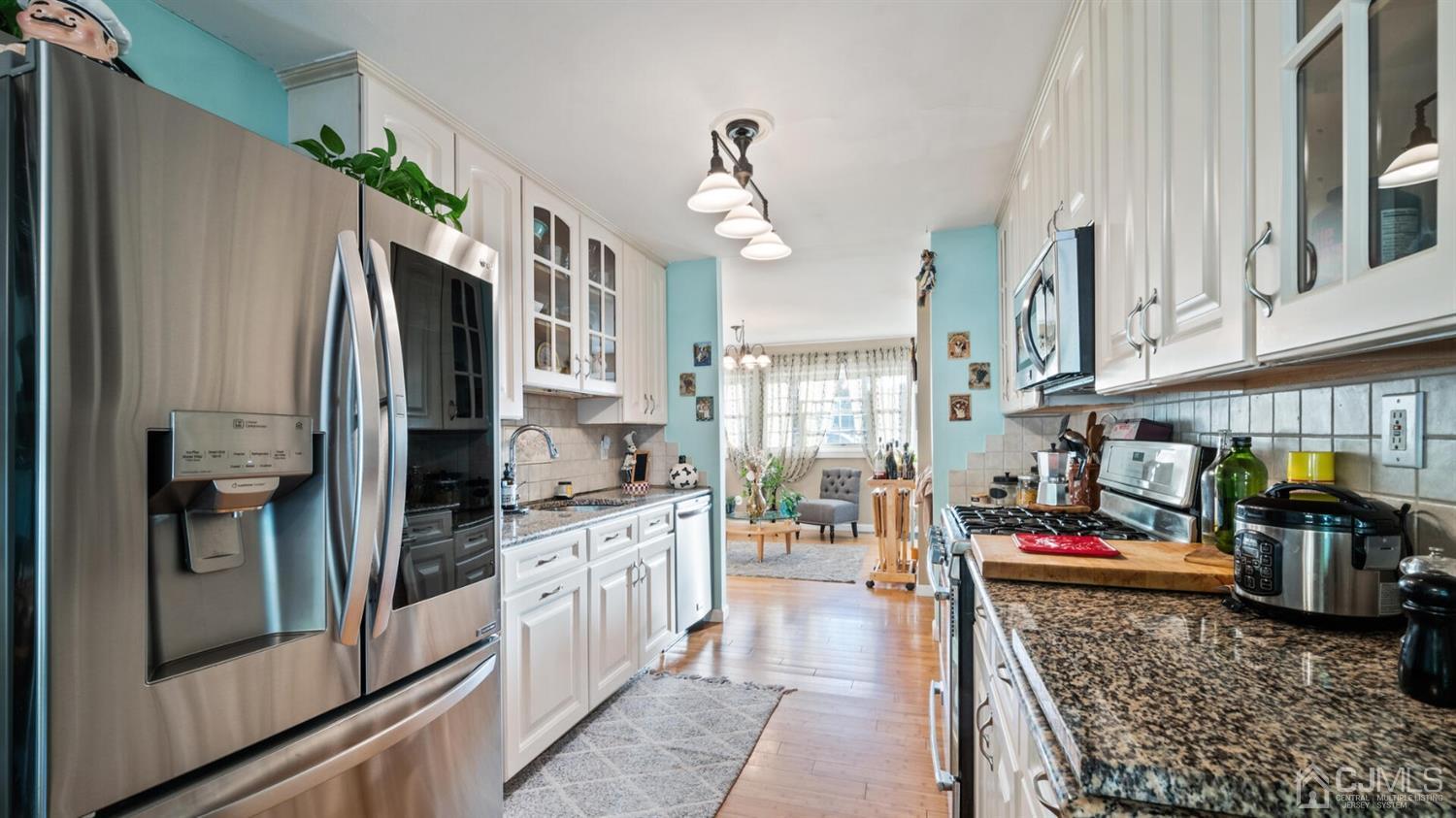153 Kendall Road Kendall Park, NJ 08824 - Photo 15 of 32 Gallery Image 15
