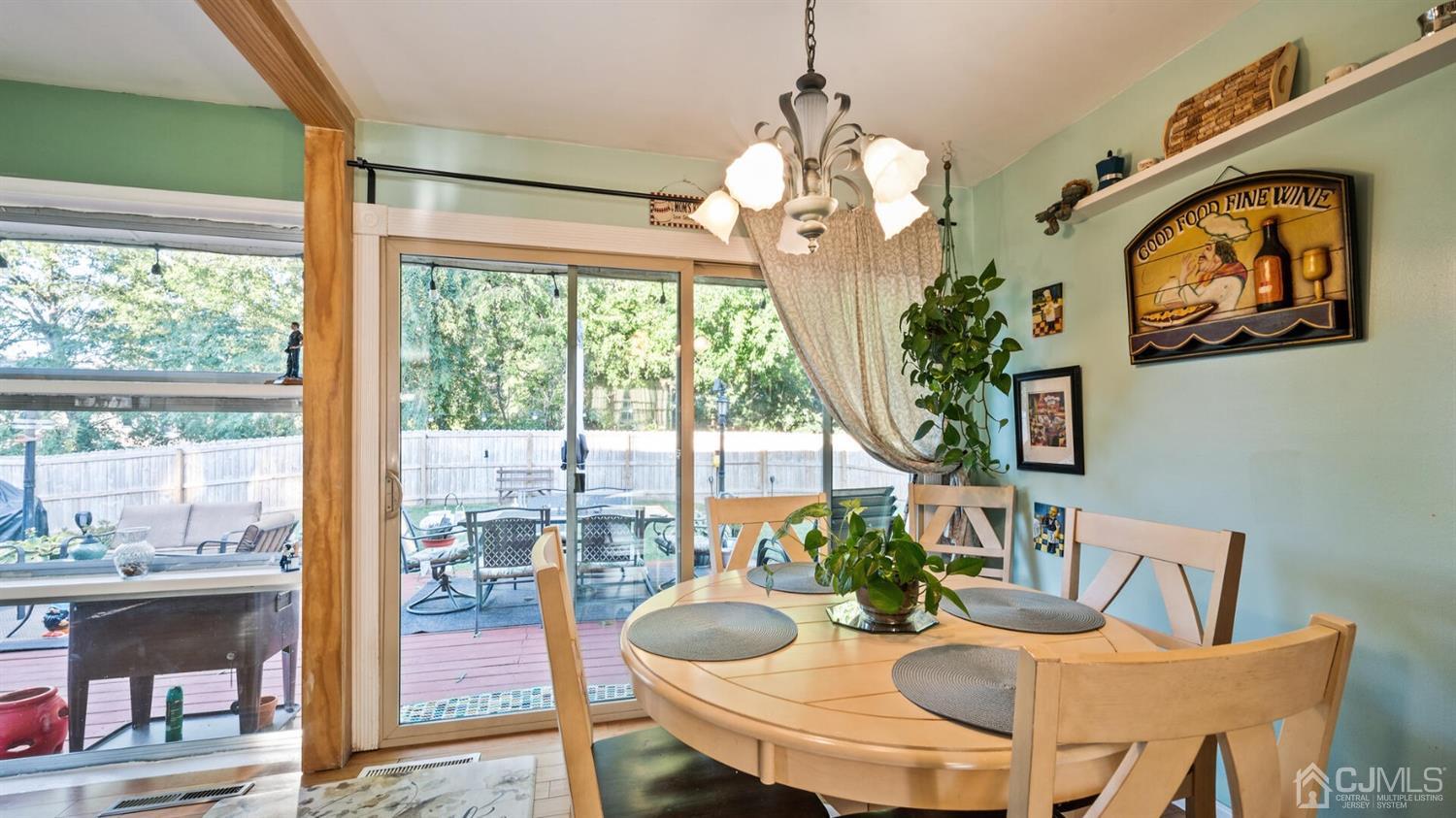 153 Kendall Road Kendall Park, NJ 08824 - Photo 22 of 32 Gallery Image 22