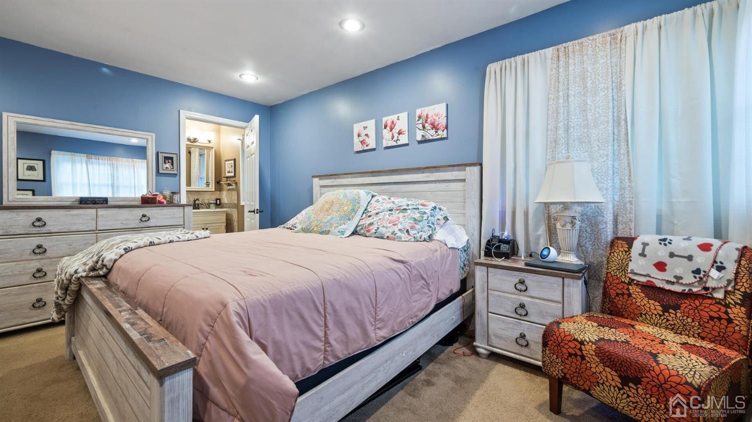 153 Kendall Road Kendall Park, NJ 08824 - Photo 26 of 32 Gallery Image 26