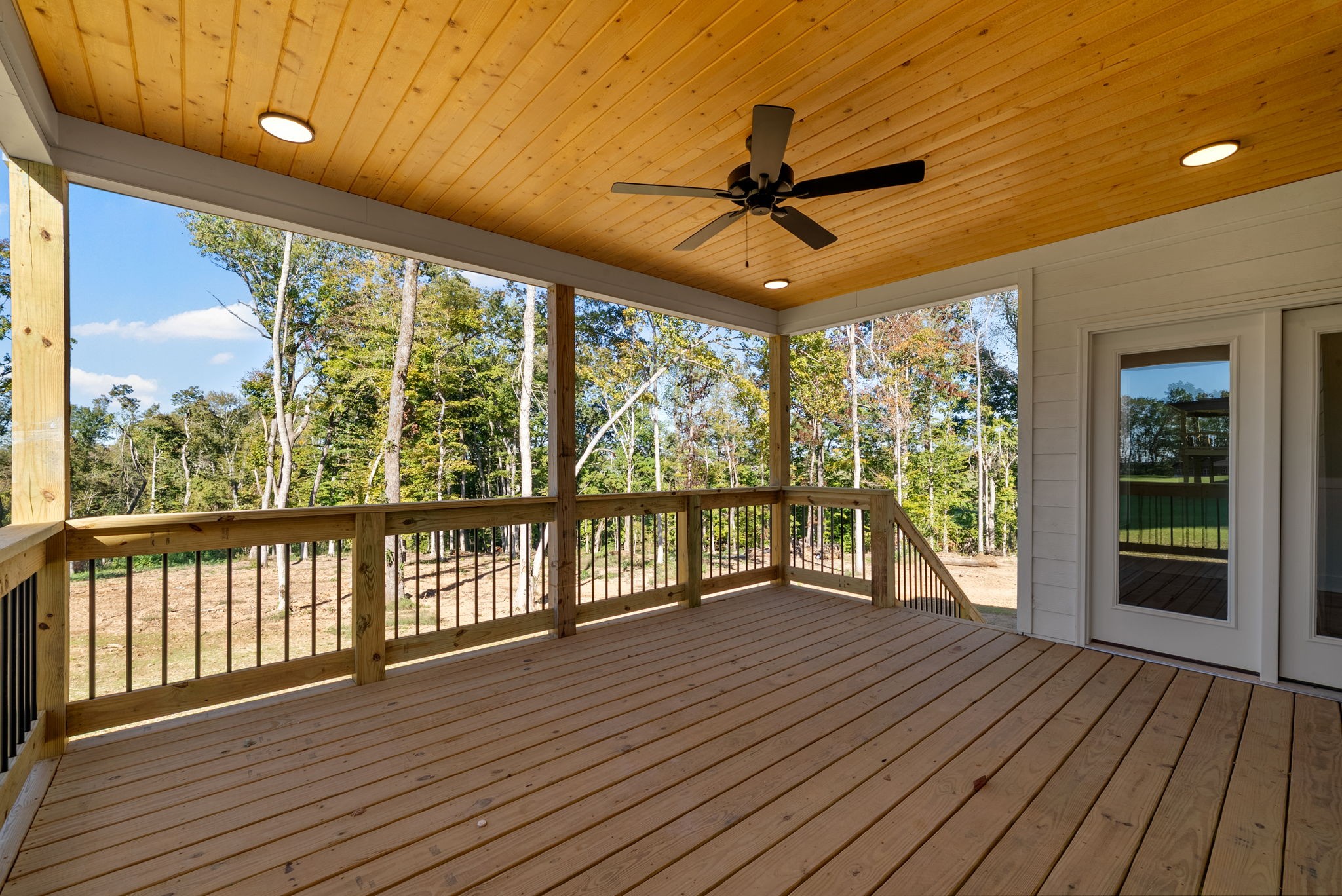 1808 Gholson Road Clarksville, TN 37043 - Photo 4 of 36