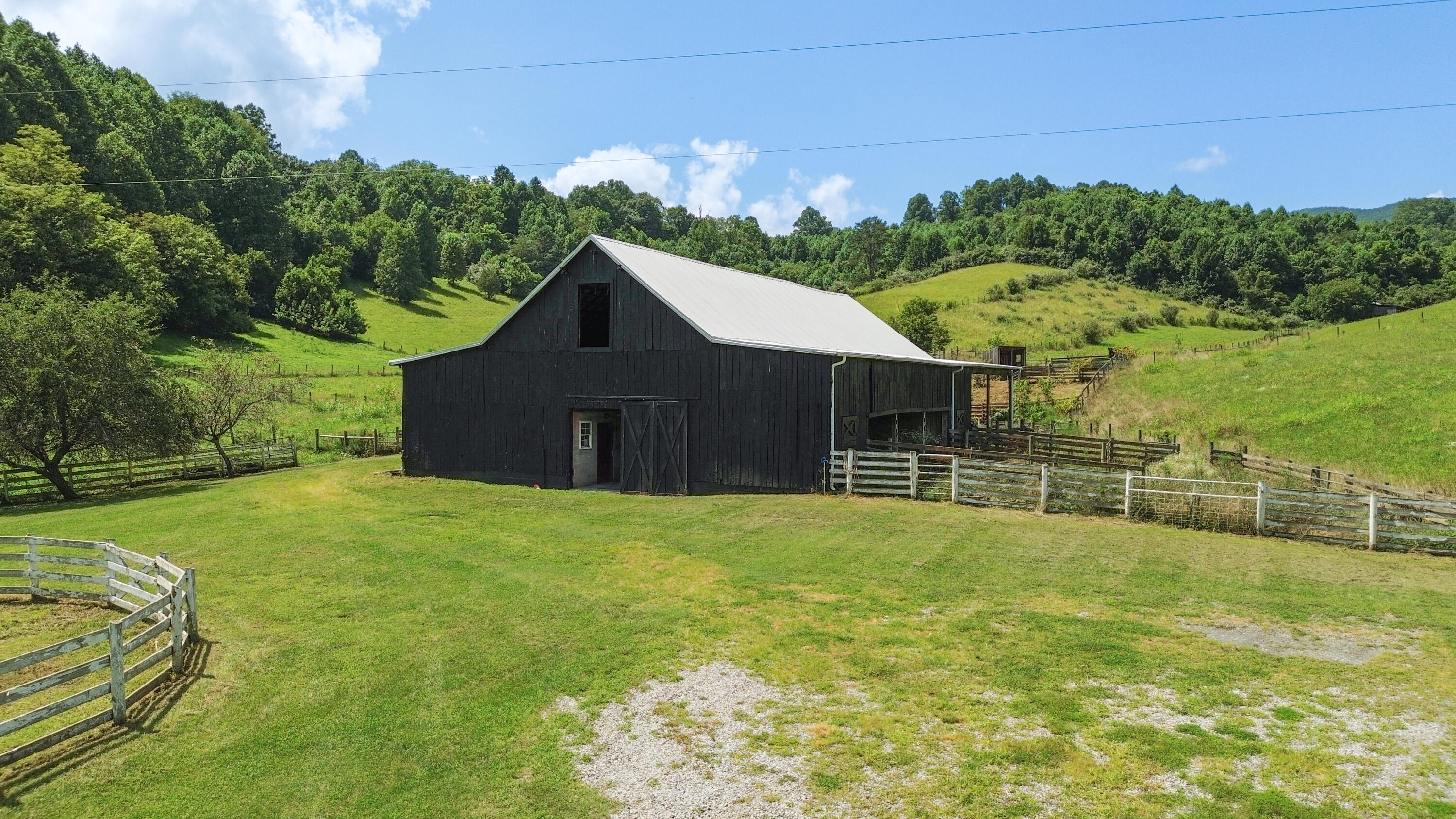 5031 Swinging Bridge Road Mendota, VA 24270 - Photo 45 of 68 21