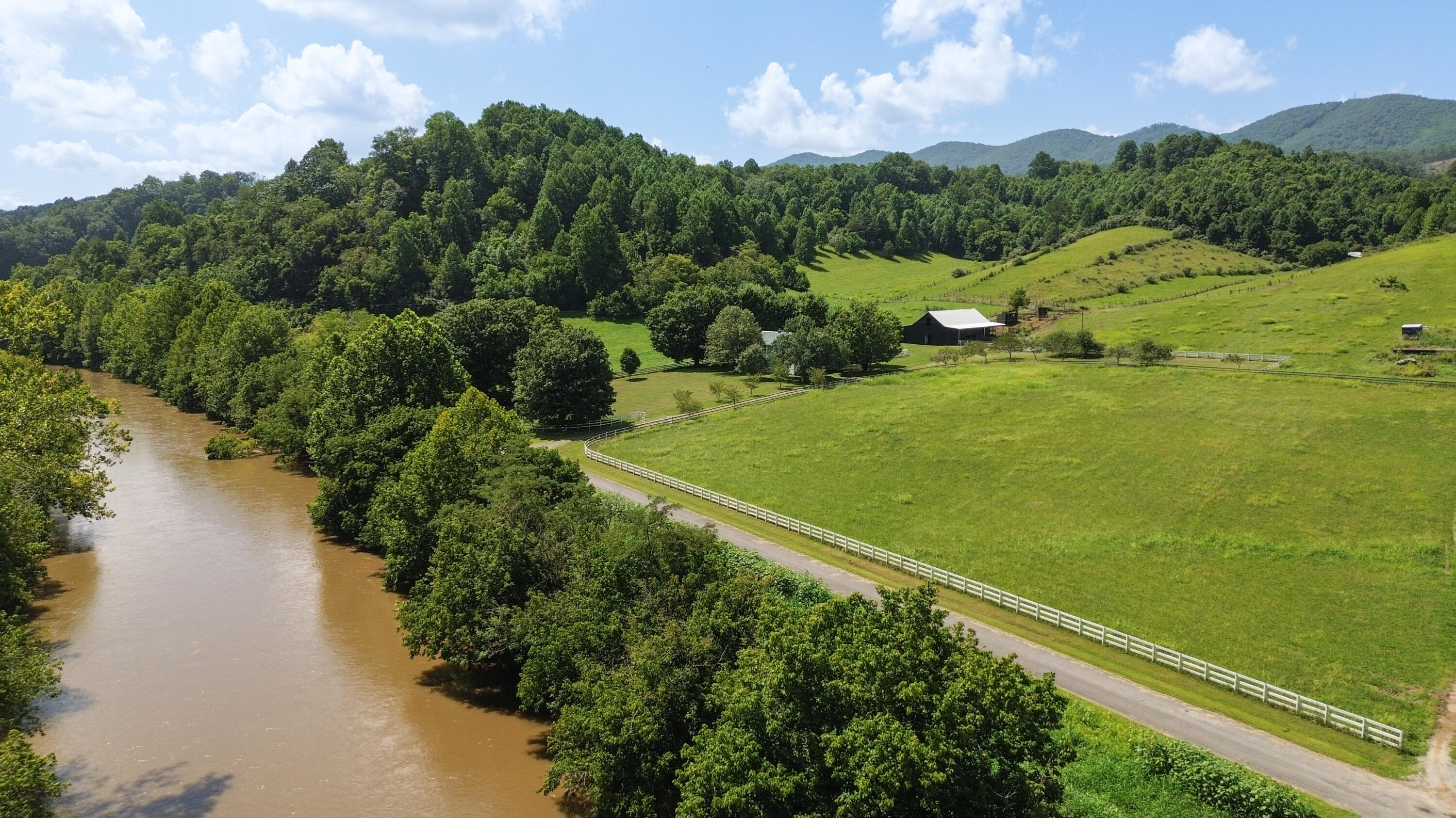 5031 Swinging Bridge Road Mendota, VA 24270 - Photo 64 of 68 26