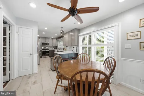 $1,075,000 | 8900 Kenilworth Drive, Burke, VA 22015