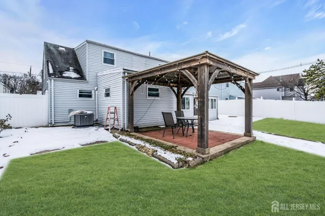 $599,000 | 89 West Warren Street, Iselin, NJ 08830