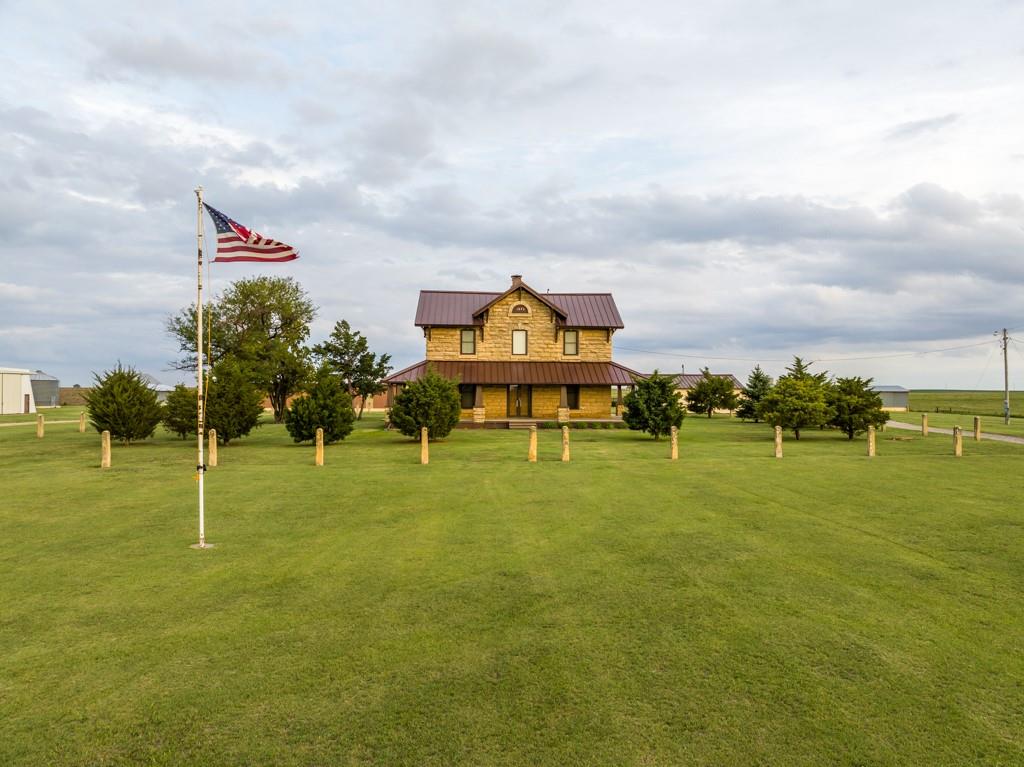 2680 Grants Villa Road Victoria, KS 67671 - Photo 44 of 91