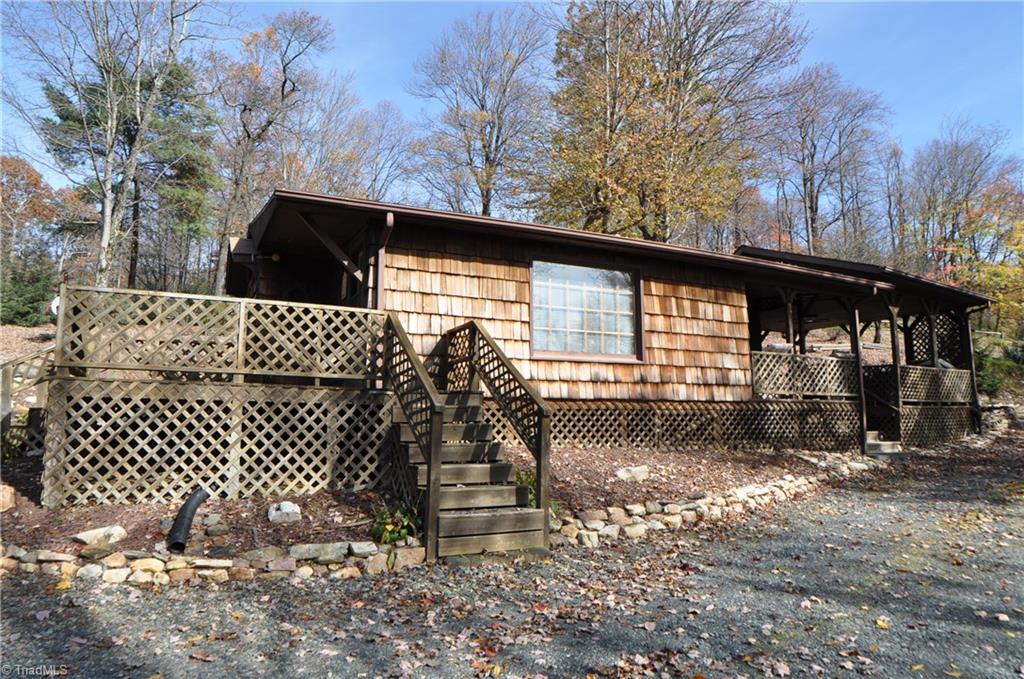 137 Phillips Gap Road Purlear, NC 28665 - Photo 1 of 14