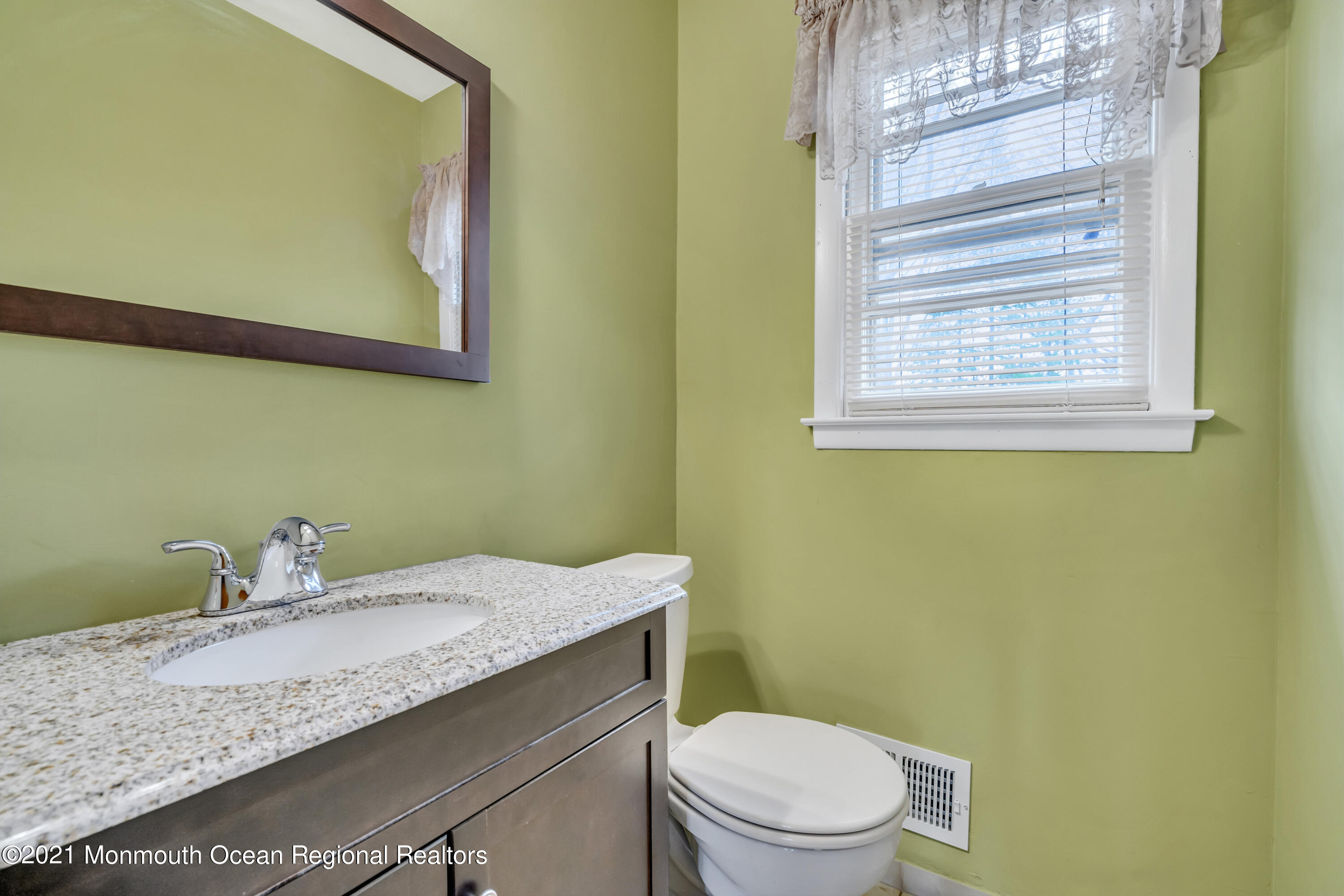 28 North Westfield Road Howell, NJ 07731 - Photo 15 of 26 012_dsc01382