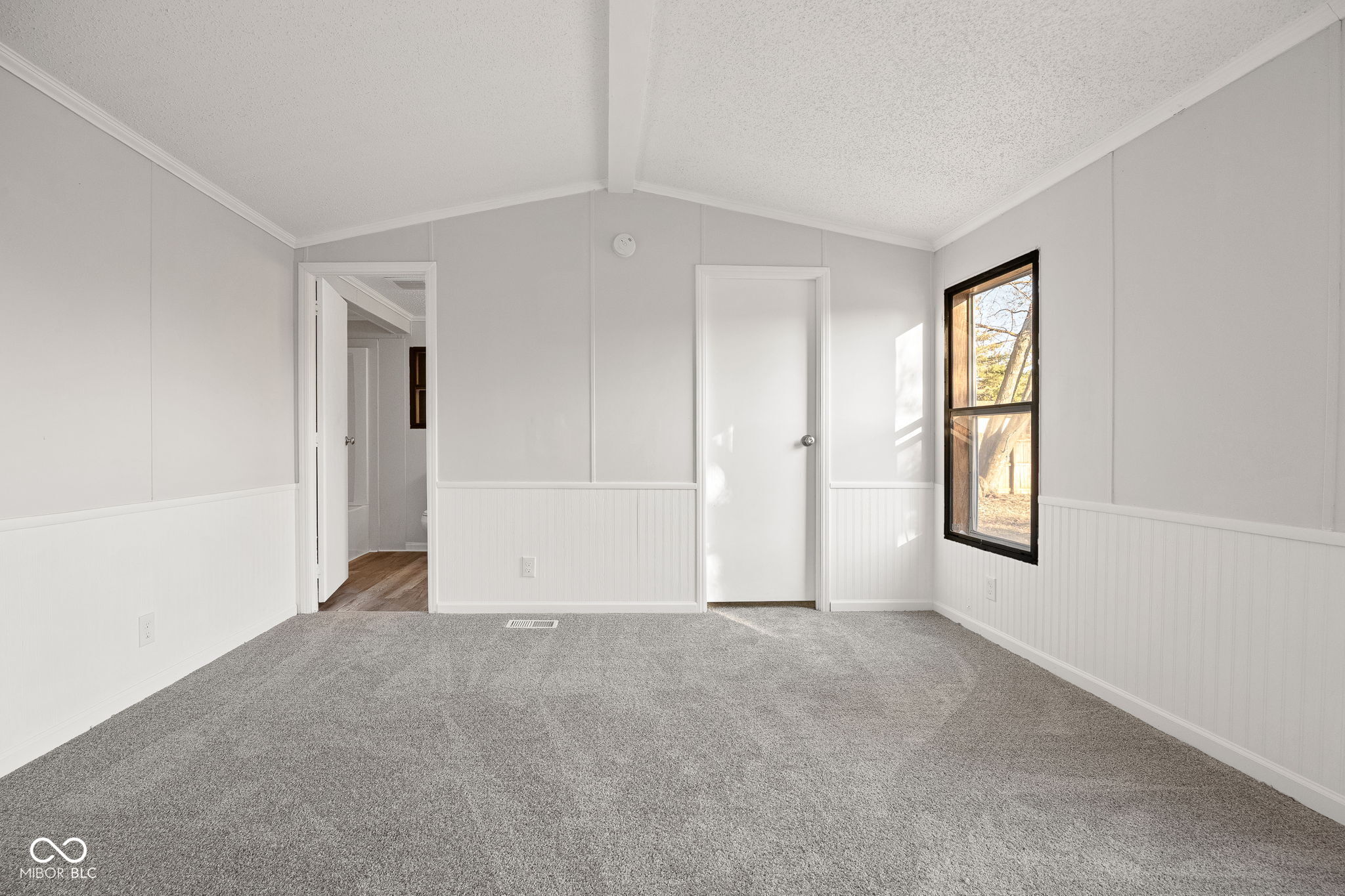 6329 Dardeb Road Indianapolis, IN 46241 - Photo 16 of 33