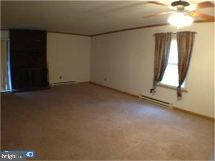 1009 Bromley Estate Pine Hill, NJ 08021 - Photo 5 of 11