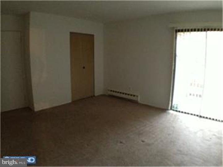 1009 Bromley Estate Pine Hill, NJ 08021 - Photo 7 of 11