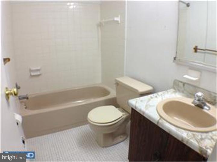 1009 Bromley Estate Pine Hill, NJ 08021 - Photo 10 of 11