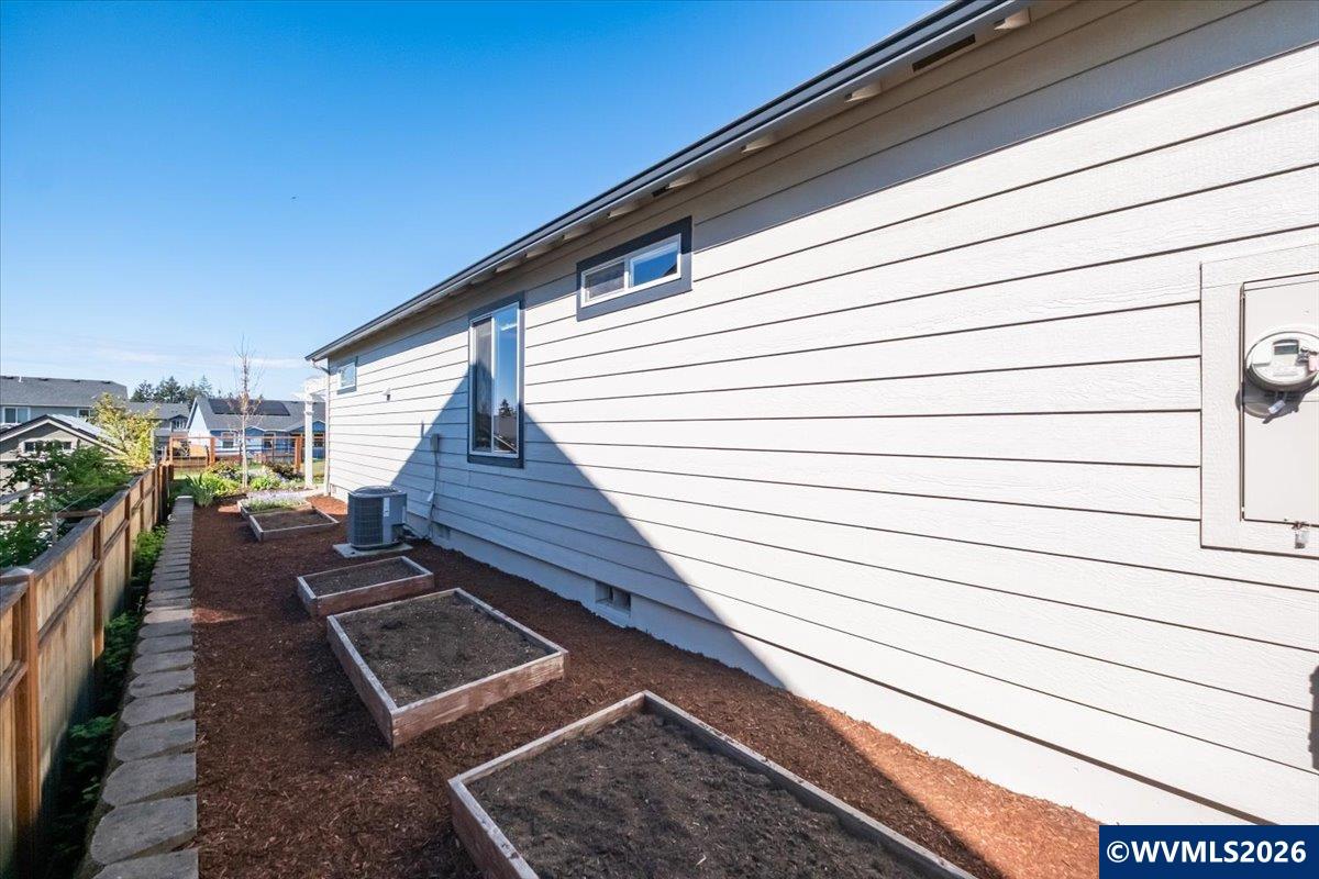 2764 Northwest Weather Stone Street Albany, OR 97321 - Photo 37 of 39