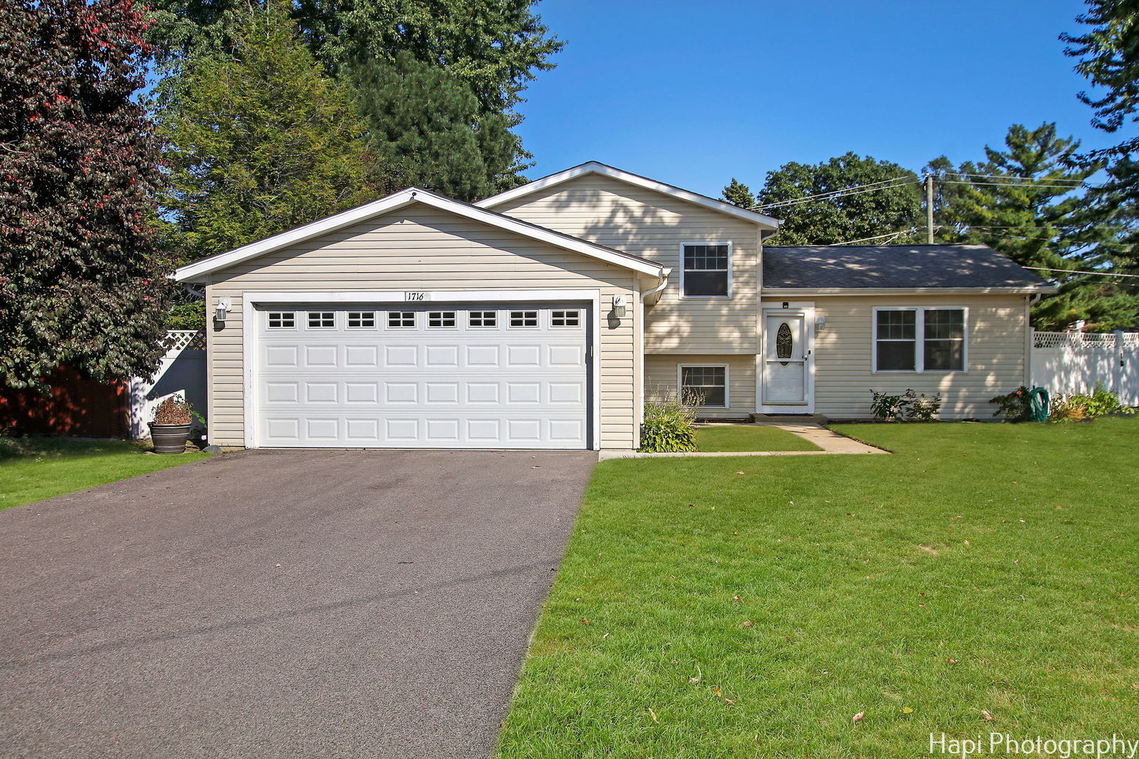 1716 Fairfield Road Lindenhurst, IL 60046 - Photo 21 of 21 Gallery Image 21