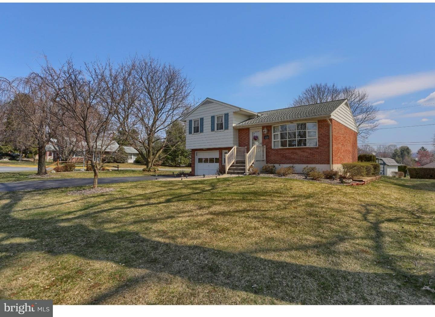 3335 Stoudts Ferry Bridge Road Reading, PA 19605 - Photo 1 of 20 Front Yard