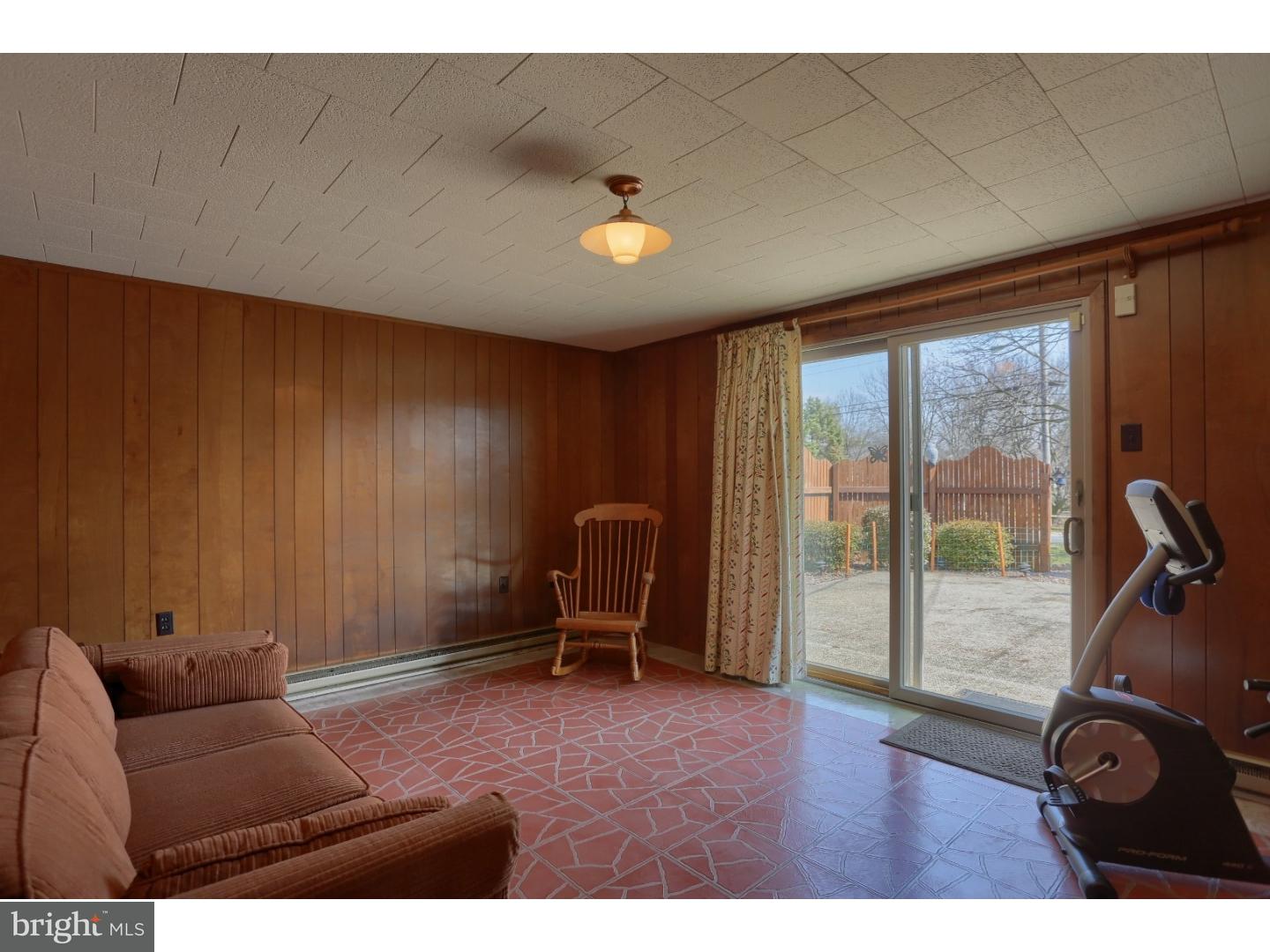 3335 Stoudts Ferry Bridge Road Reading, PA 19605 - Photo 13 of 20 Den