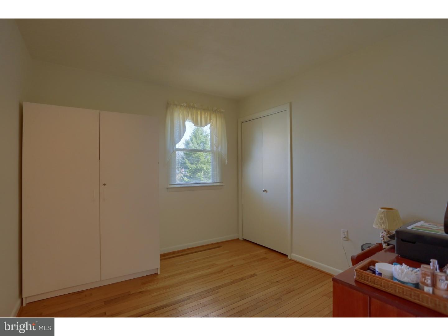 3335 Stoudts Ferry Bridge Road Reading, PA 19605 - Photo 9 of 20 Bedroom 2