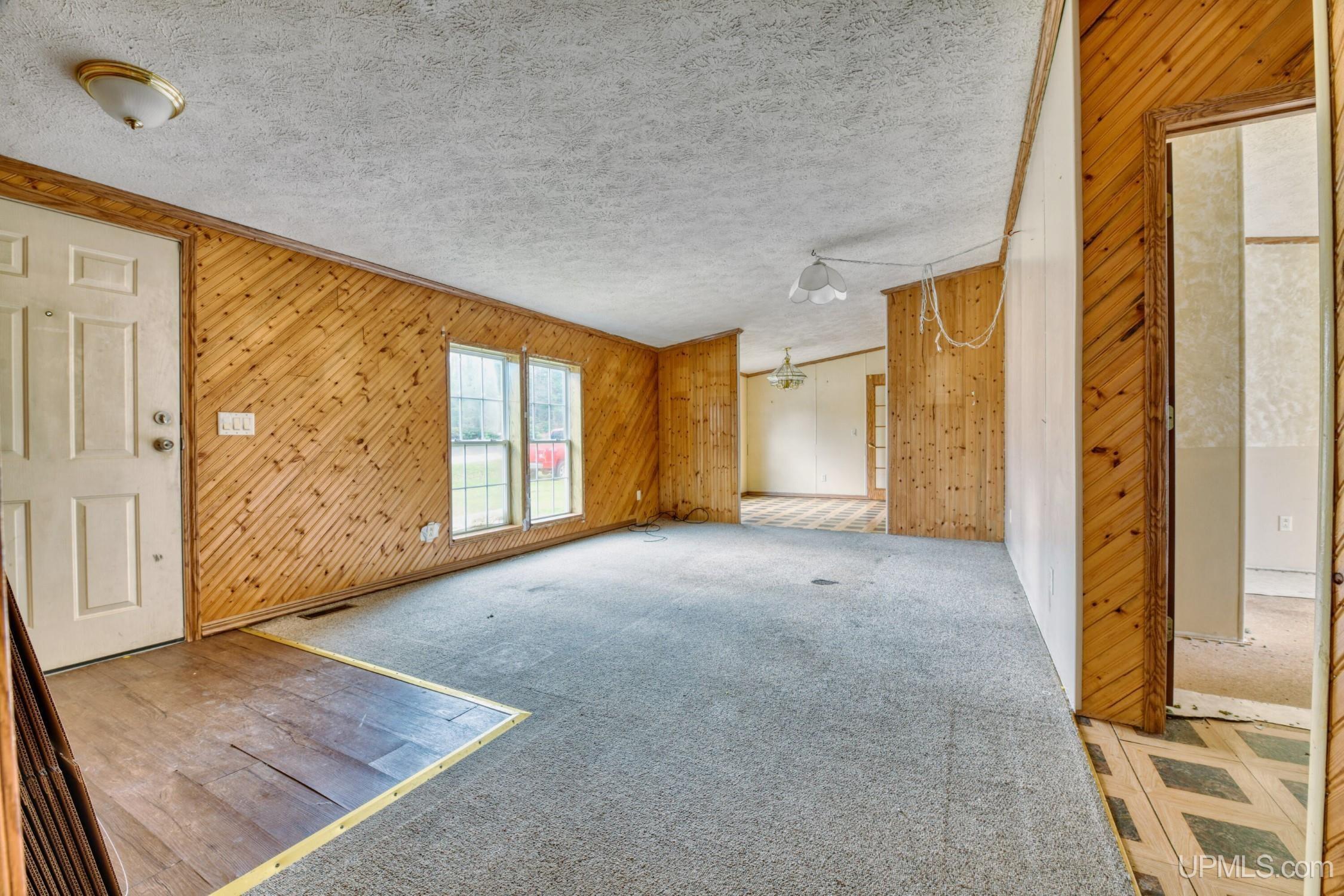 4302 Dixon Road Felch, MI 49831 - Photo 5 of 39
