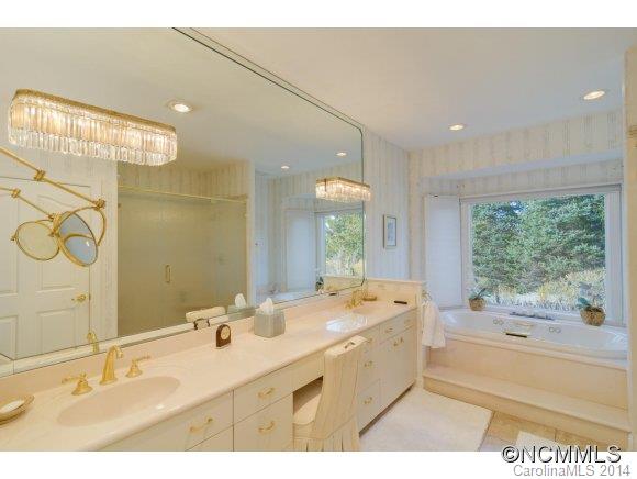 70 Gibbs Road Leicester, NC 28748 - Photo 14 of 24 Gallery Image 14