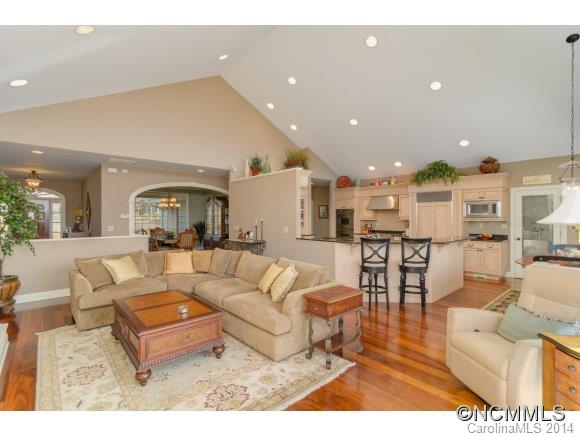 70 Gibbs Road Leicester, NC 28748 - Photo 8 of 24 Gallery Image 8