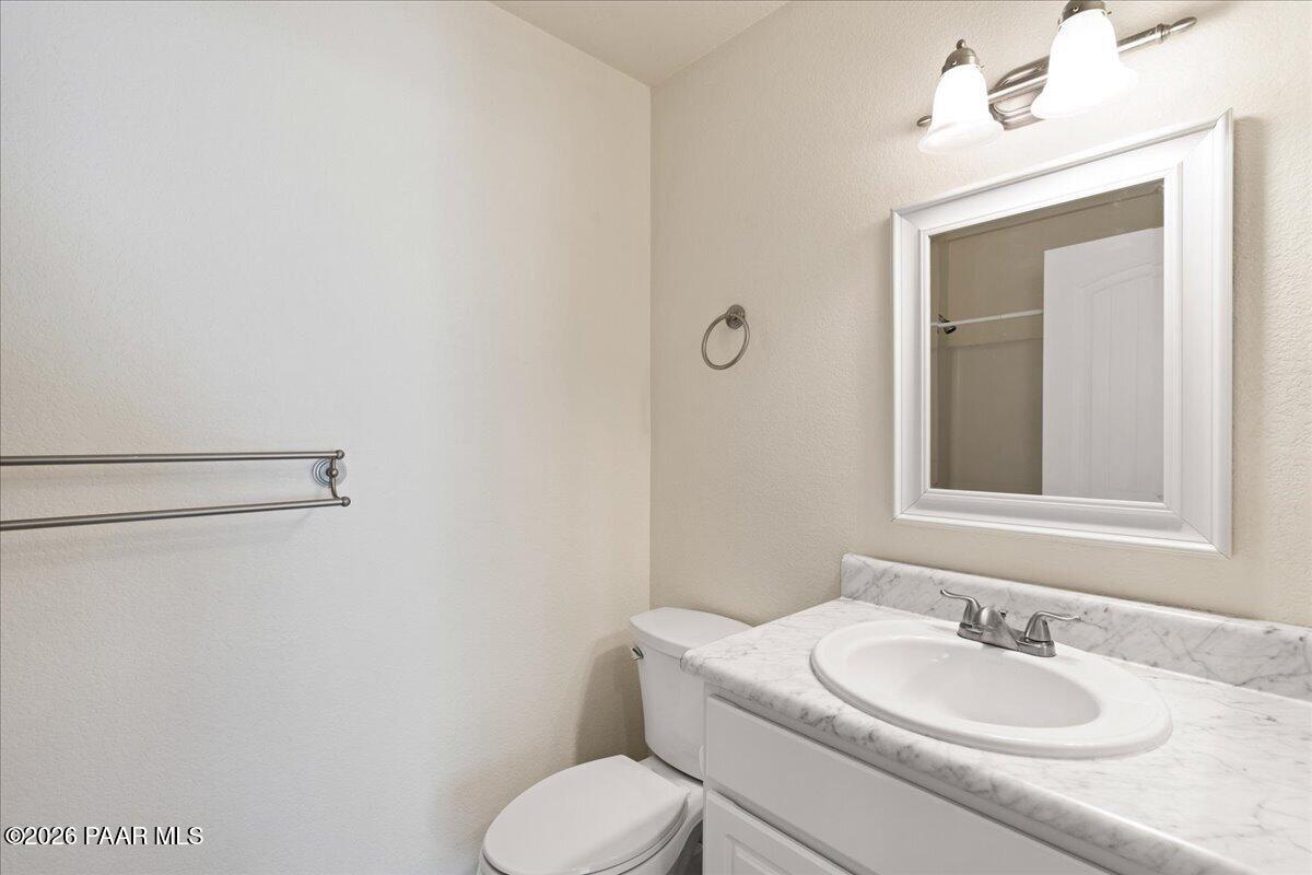 3079 Montana Terrace Road, Unit 12F Prescott, AZ 86301 - Photo 17 of 18 17-Bathroom from Bedroom 2