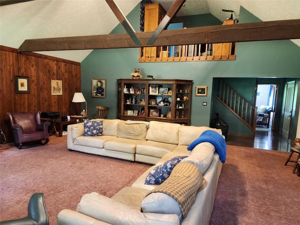 425 Pulaski Mercer Road Pulaski, PA 16143 - Photo 4 of 21 Gallery Image 4