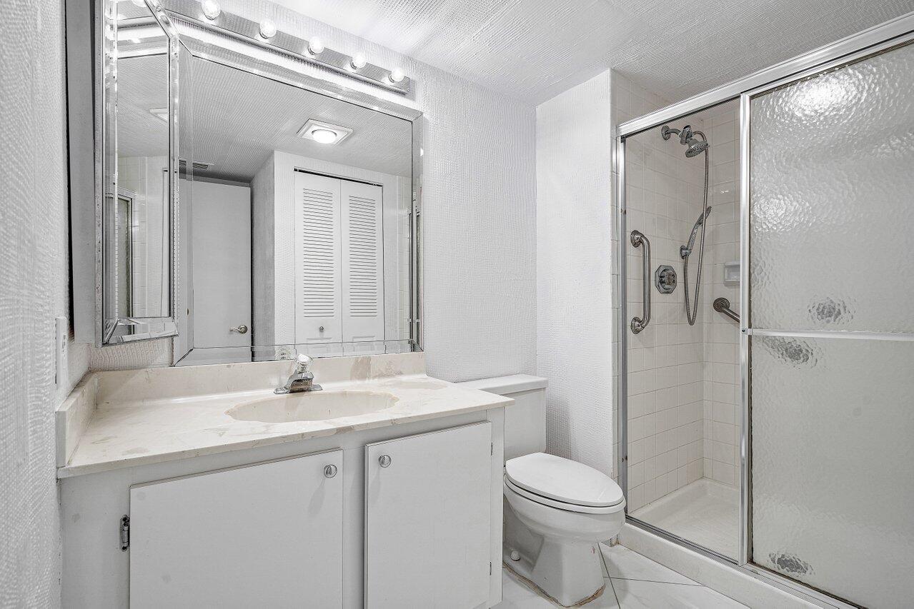 9292 Vista Del Lago, Unit C Boca Raton, FL 33428 - Photo 23 of 33 024-9292VistaDelLago-10C-BocaRaton-FL-33
