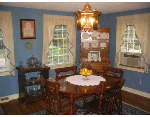 29 Bulow Road Hingham, MA 02043 - Photo 8 of 11 Gallery Image 8