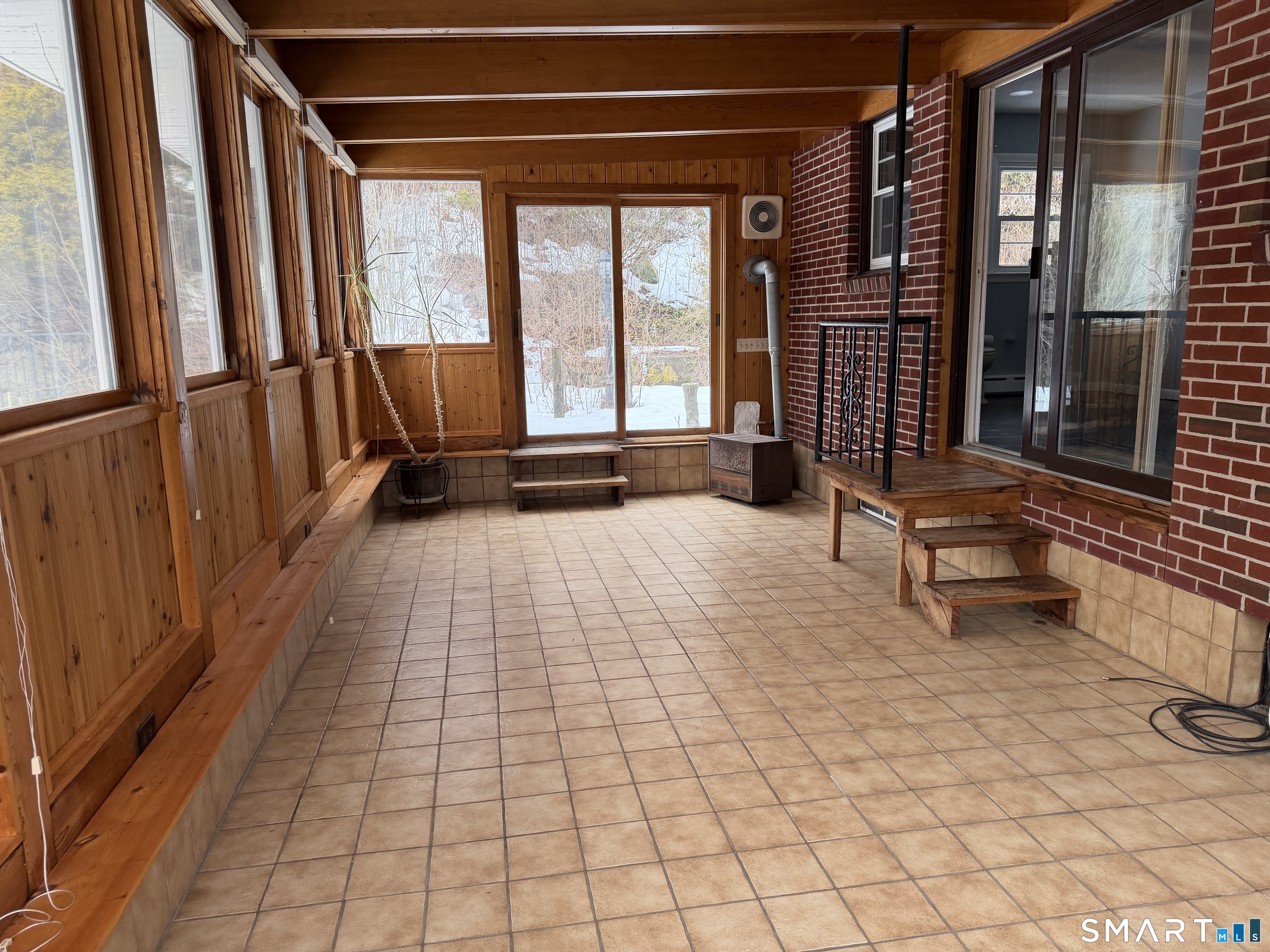 8 Reichelt Terrace Ansonia, CT 06401 - Photo 21 of 32