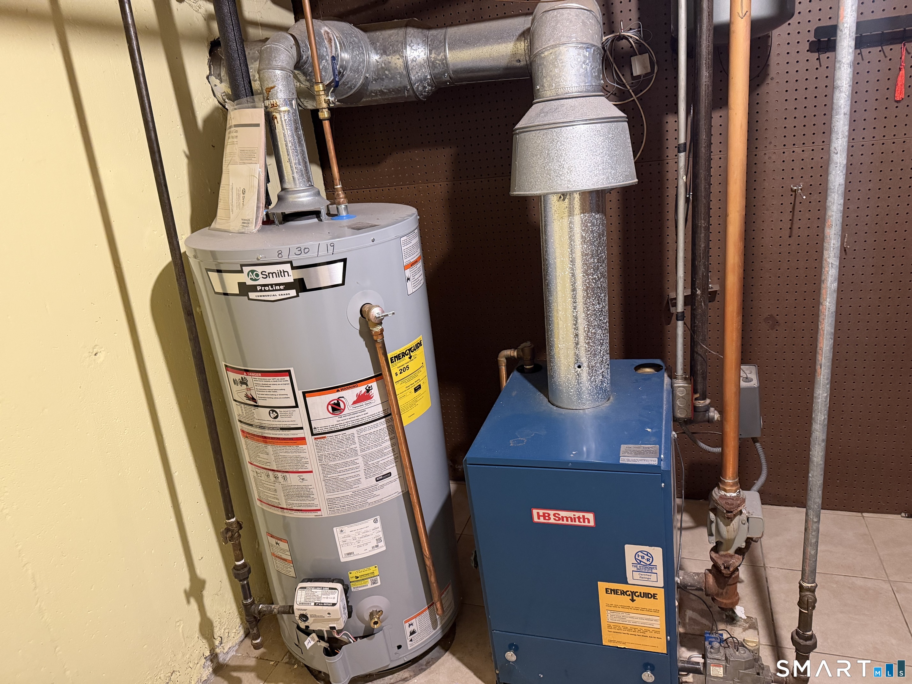 8 Reichelt Terrace Ansonia, CT 06401 - Photo 25 of 32